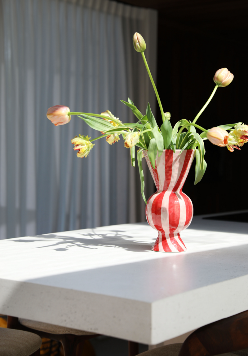 Red Stripes Rhombic Vase