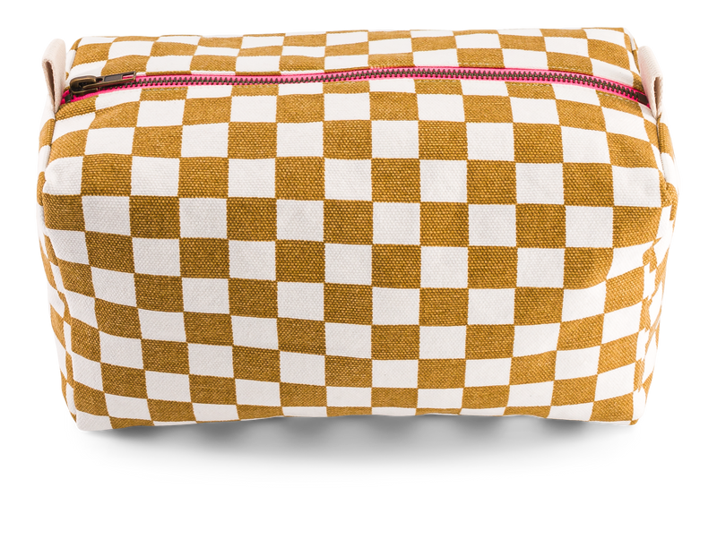 Caramel Checkered Vic Wash Bag